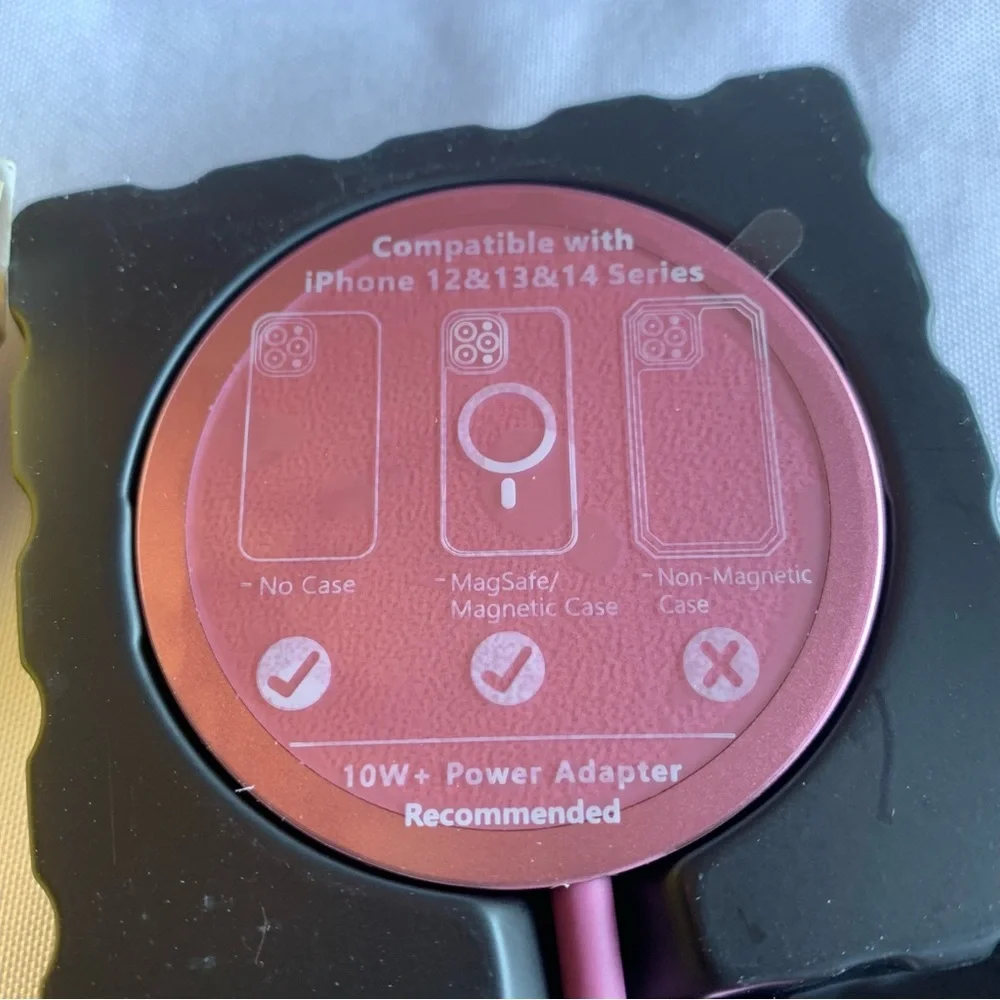 Magnetic Wireless Charger for iPhone